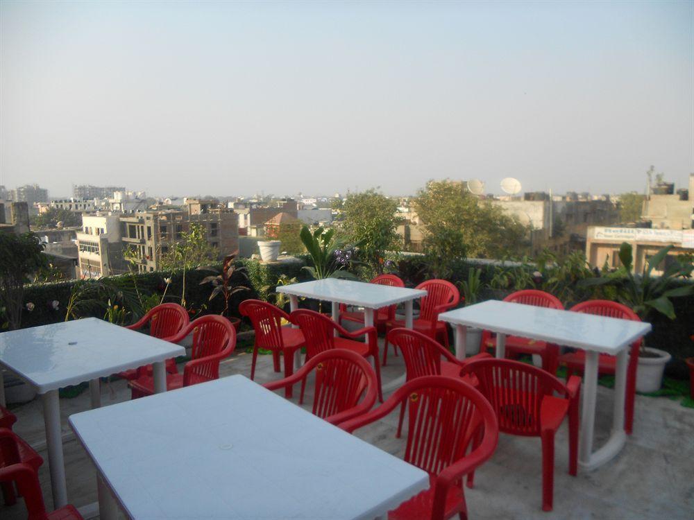 Hotel Ashoka International Yeni Delhi Dış mekan fotoğraf
